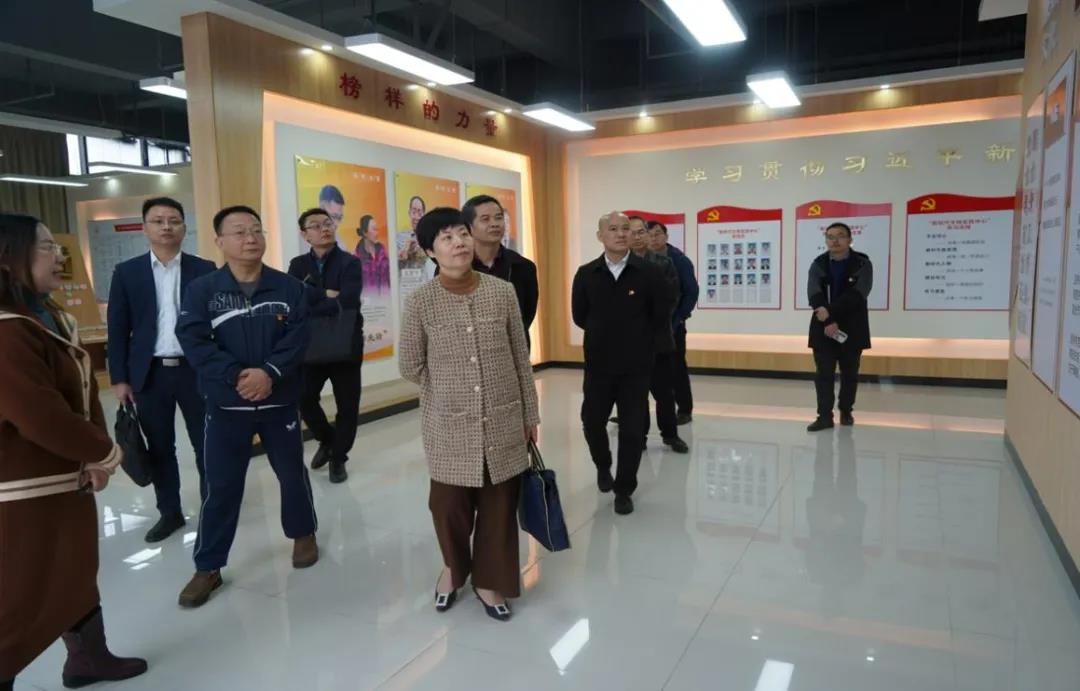 1640923675122855.jpg 1111.jpg